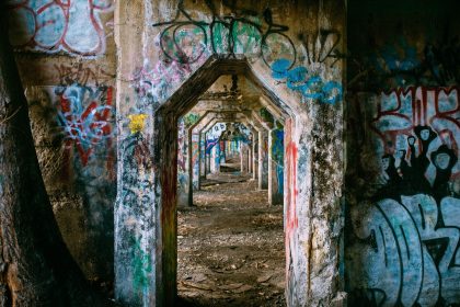 graffiti-1245654_1920